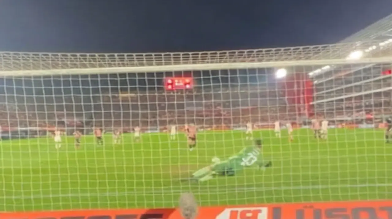 Independiente le ganó a Estudiantes 2-0: se equivocó menos y se llevó un enorme triunfo de La Plata