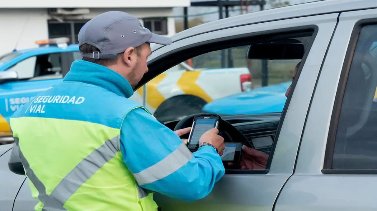 Estas son las infracciones que pueden costarte la licencia de conducir en Argentina