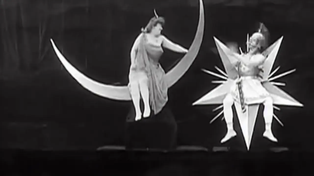 Cuando la Luna escribe el guion: el eclipse en la historia del cine