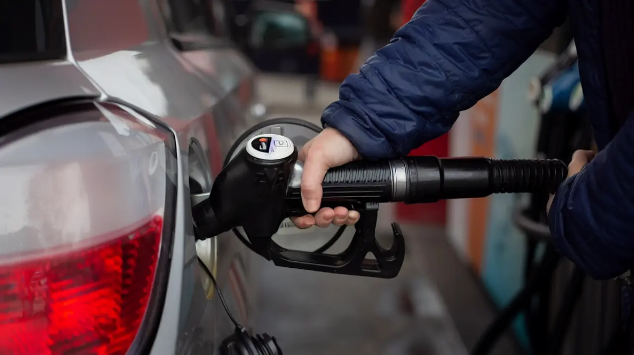 Precio de la gasolina hoy en España: las tarifas más altas y más bajas