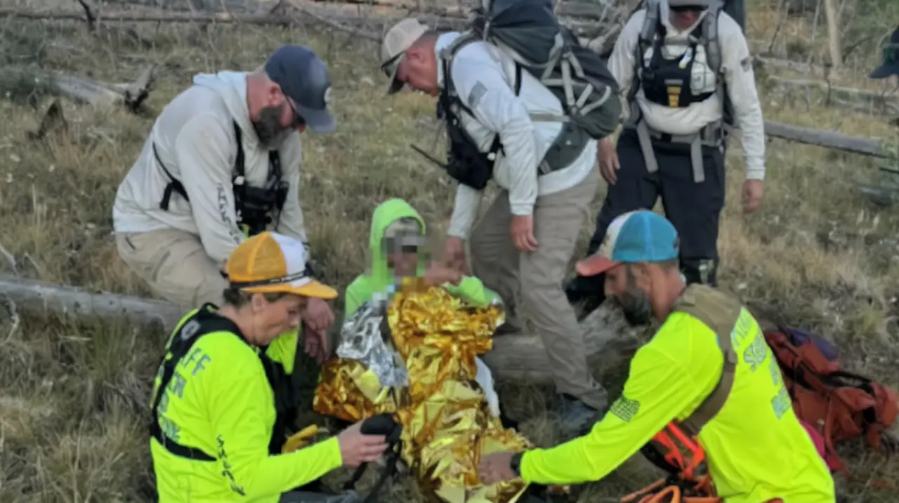 Sobrevivió solo más de 24 horas en el Gran Cañón: rescataron con vida a un hombre de 83 años tras una búsqueda contrarreloj