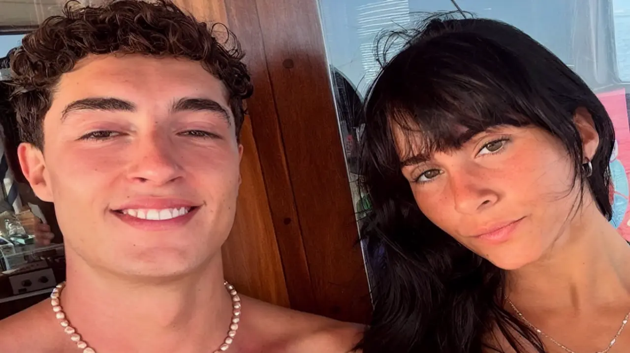 Aitana y Plex: una historia de amor que empezó en Japón, siguió en Nueva York y se coronó con un beso sobre el ring