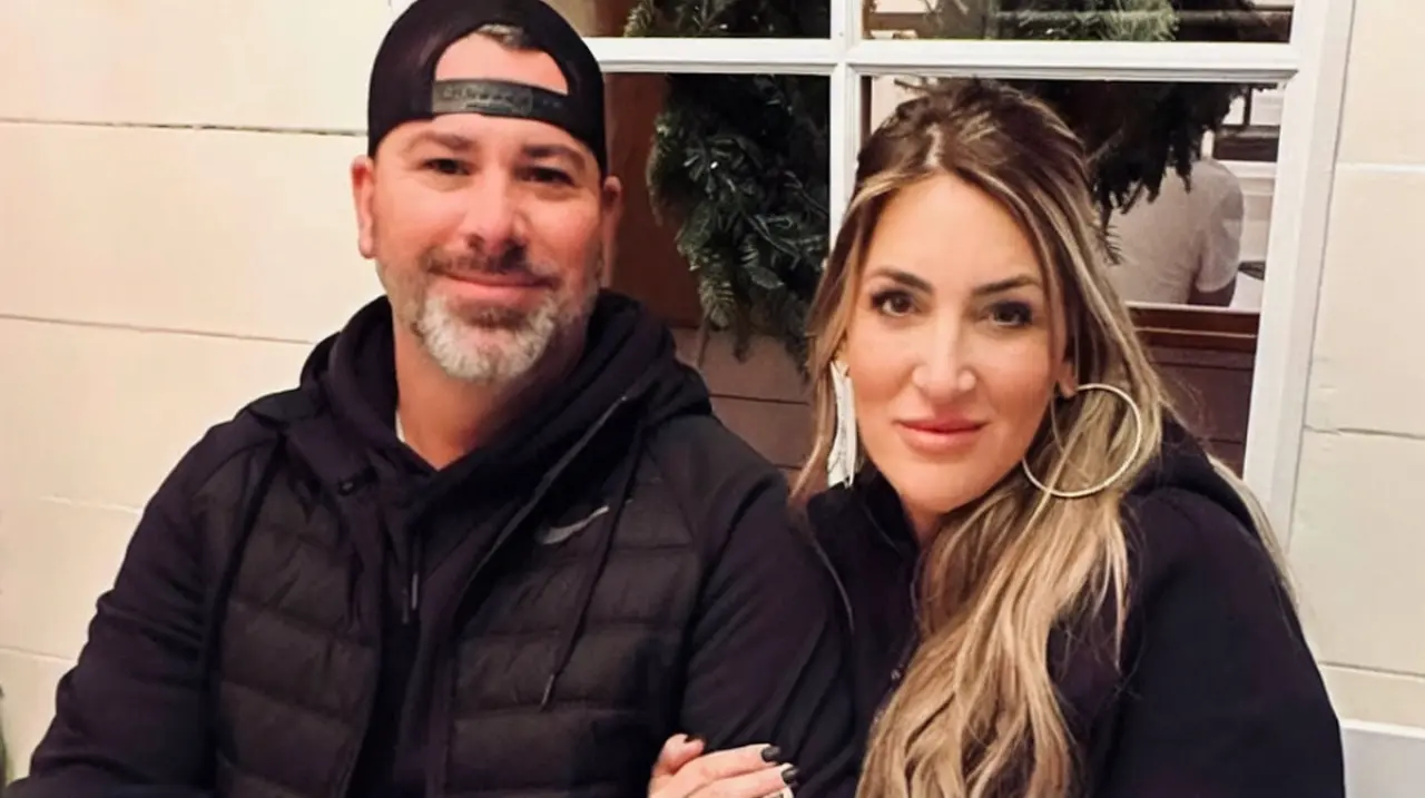 “Una mujer llorando y gritando”: lo que oyó el operador en la llamada al 911 antes de hallar muerta a la influencer Sara Gilson