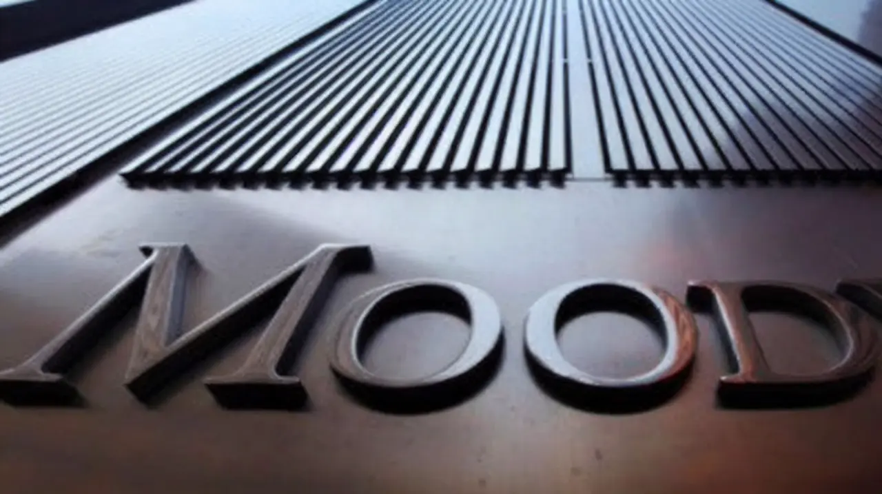 Moody’s extendió la mejora de la calificación soberana a cinco empresas argentinas