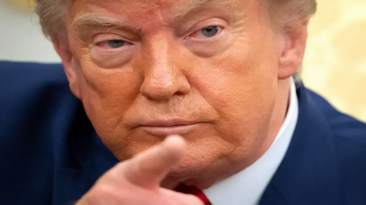 Un fallo frenó la lista federal de votantes de Trump y bloqueó su aplicación en 23 estados