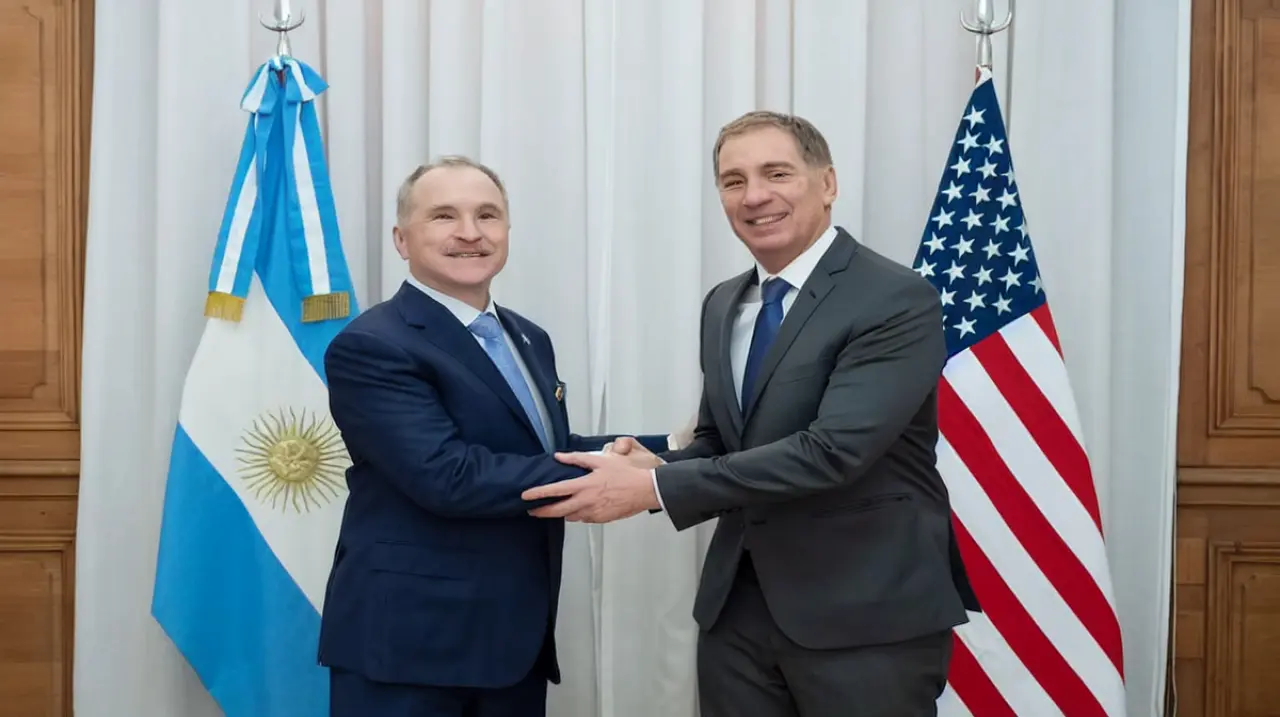 Santilli y el embajador de Estados Unidos repasaron la agenda bilateral y las reformas en el Congreso