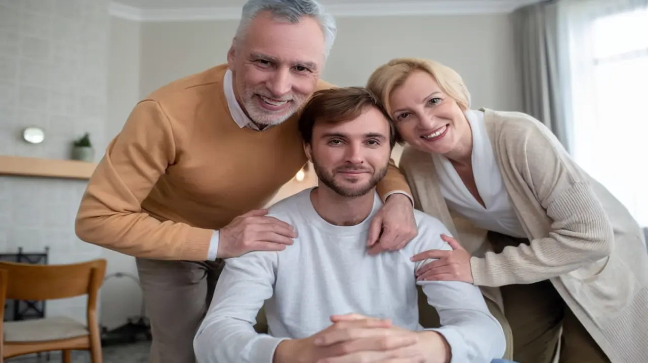 Independizarse cuesta $1,32 millones al mes y casi la mitad de los jóvenes sigue viviendo con sus padres