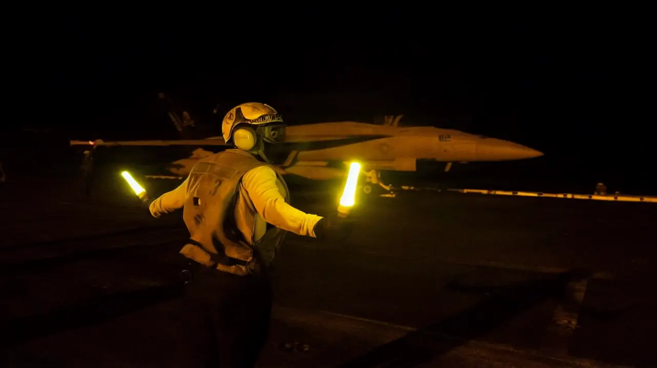 Estados Unidos y Arabia Saudita golpean milicias proiraníes en Irak y sube el riesgo de expansión regional