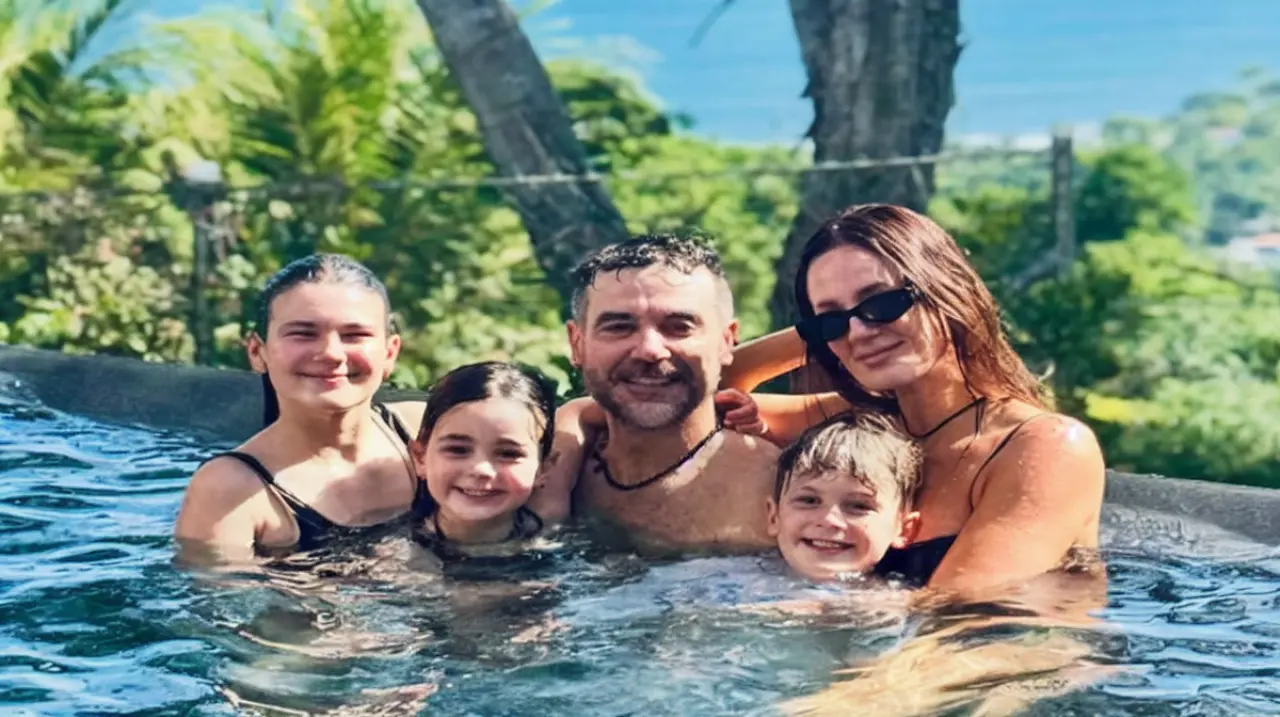 Paula Chaves y Pedro Alfonso disfrutaron unas vacaciones familiares en El Salvador