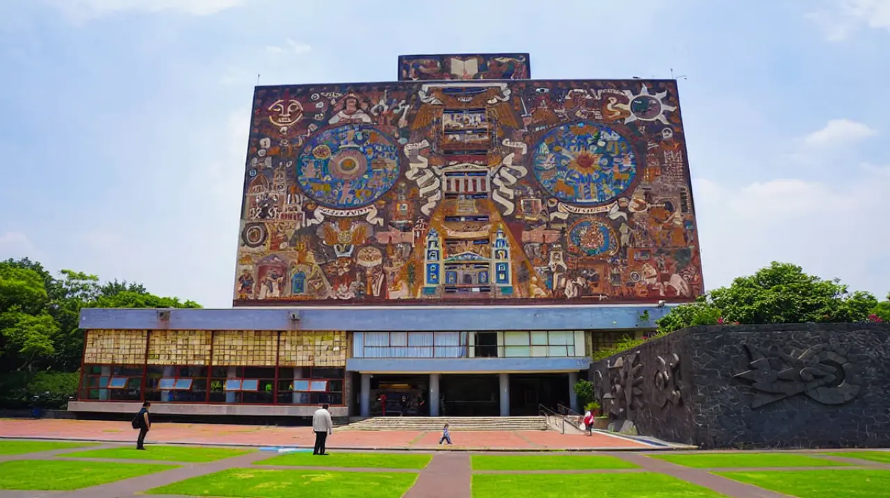 La UNAM detuvo su admisión por sospechas de fraude con inteligencia artificial