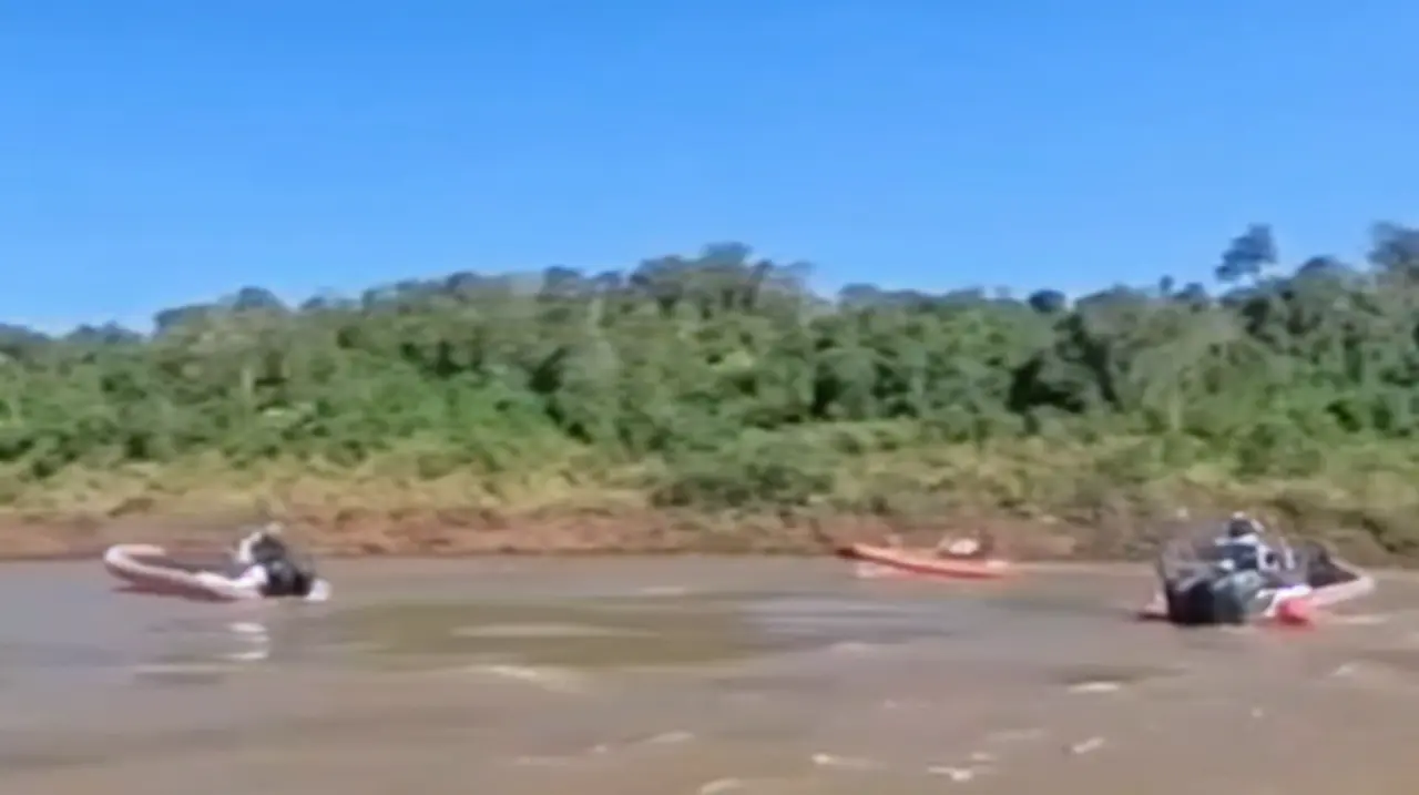 Murió un turista neerlandés tras el vuelco de una lancha en las Cataratas del Iguazú