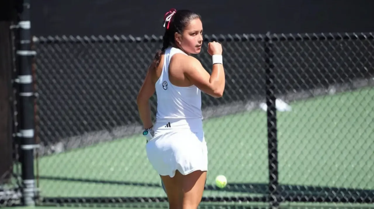Lucciana Pérez debutó con autoridad en Pergamino y avanzó a octavos de final