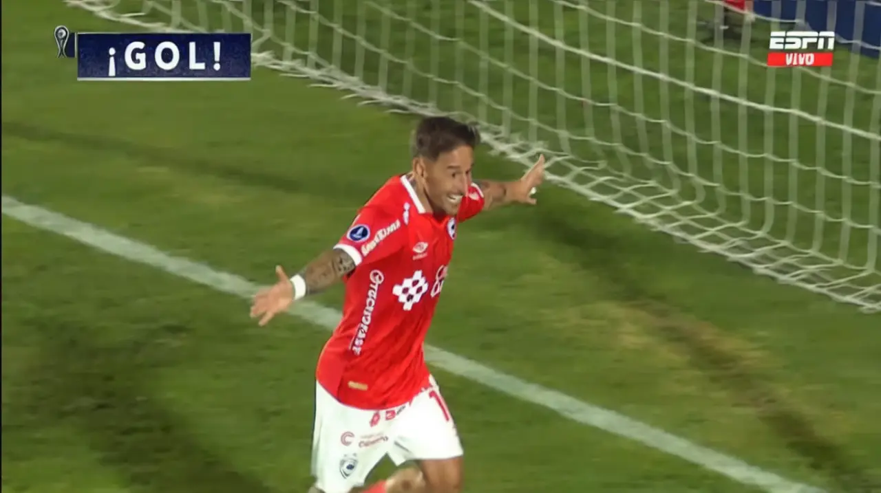 Hohberg selló la goleada de Cienciano y el pase a octavos de la Copa Sudamericana