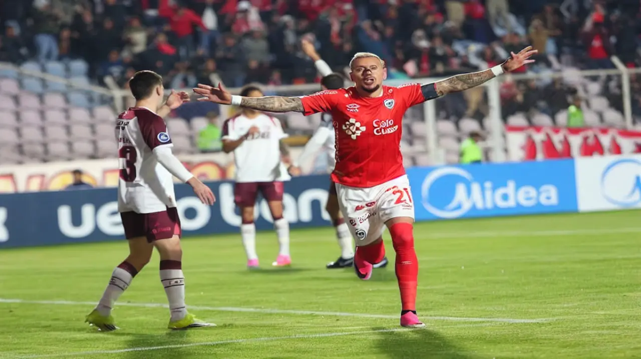 La altura volvió a castigar a Lanús y Cienciano lo eliminó con un 4-0 en Cusco