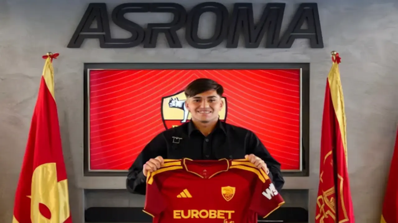 Santiago Castro fue presentado en Roma y usará la camiseta número 9