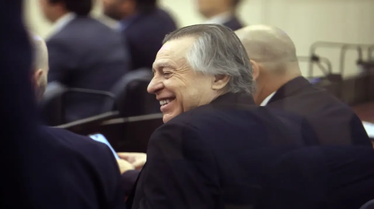 El Gobierno adjudicó cuatro corredores viales y Cristóbal López volvió a quedar al frente de un peaje