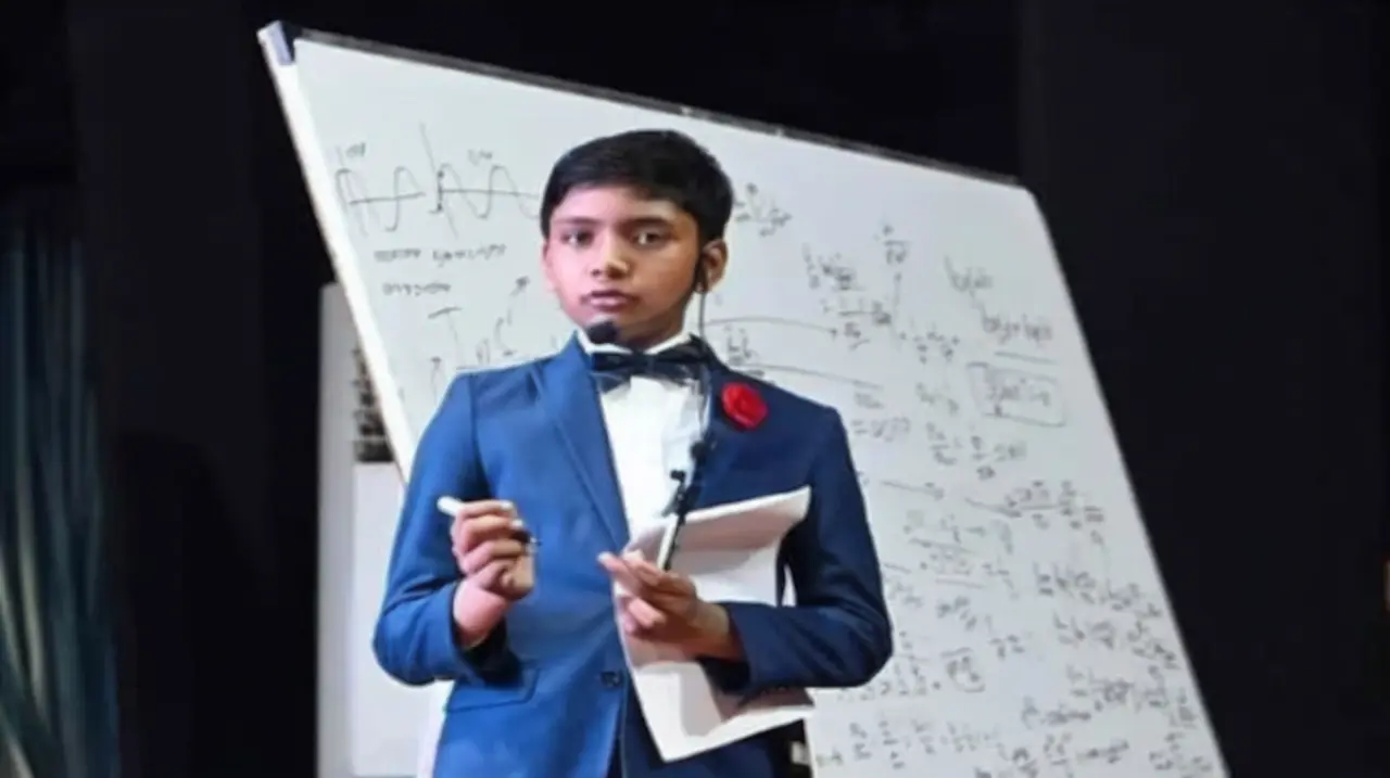 A los 14 años, el joven prodigio Suborno Isaac Bari vuelve a ser viral por su mirada sobre las amistades