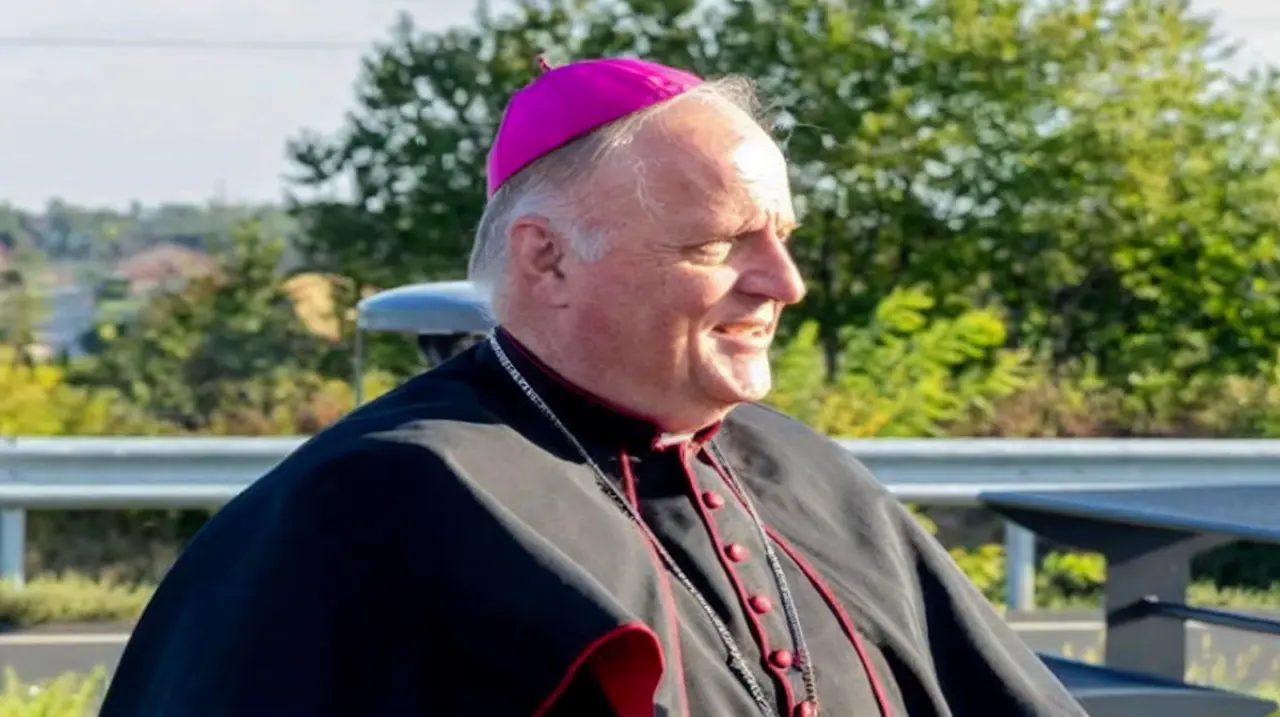 Milei recibe al nuevo nuncio y toma forma la visita del papa León XIV