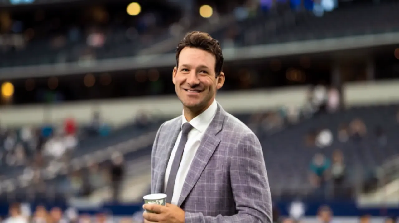 CBS Sports aparta a Tony Romo tras su arresto en Milwaukee