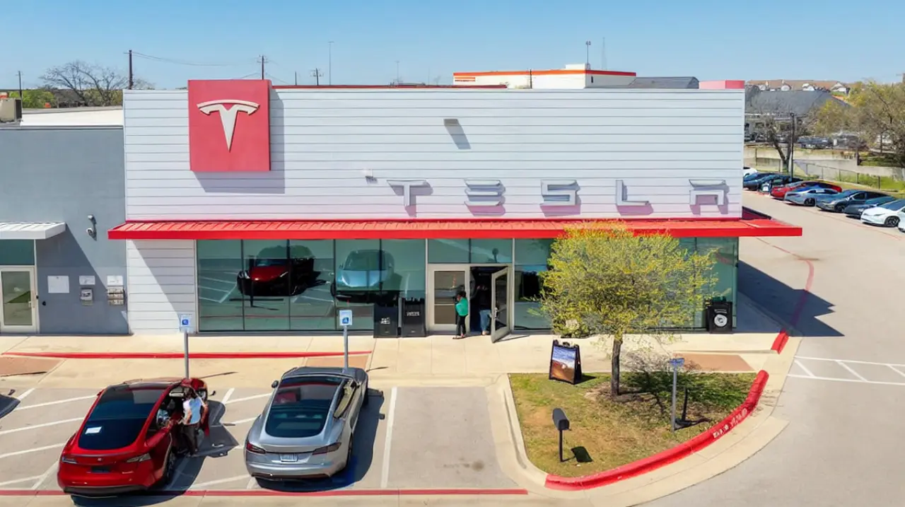 Tesla avanza en la Argentina con una búsqueda laboral en Buenos Aires