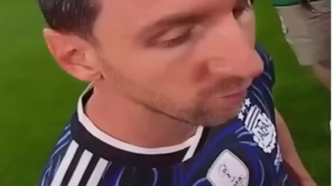 La FIFA mostró el partido de Argentina e Inglaterra desde la cámara del árbitro