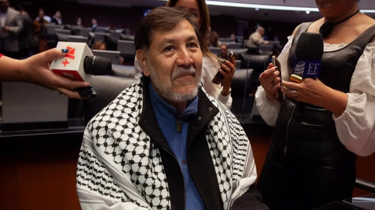 Noroña revive el caso del chupacabras para defender reglas sobre derechos de las audiencias
