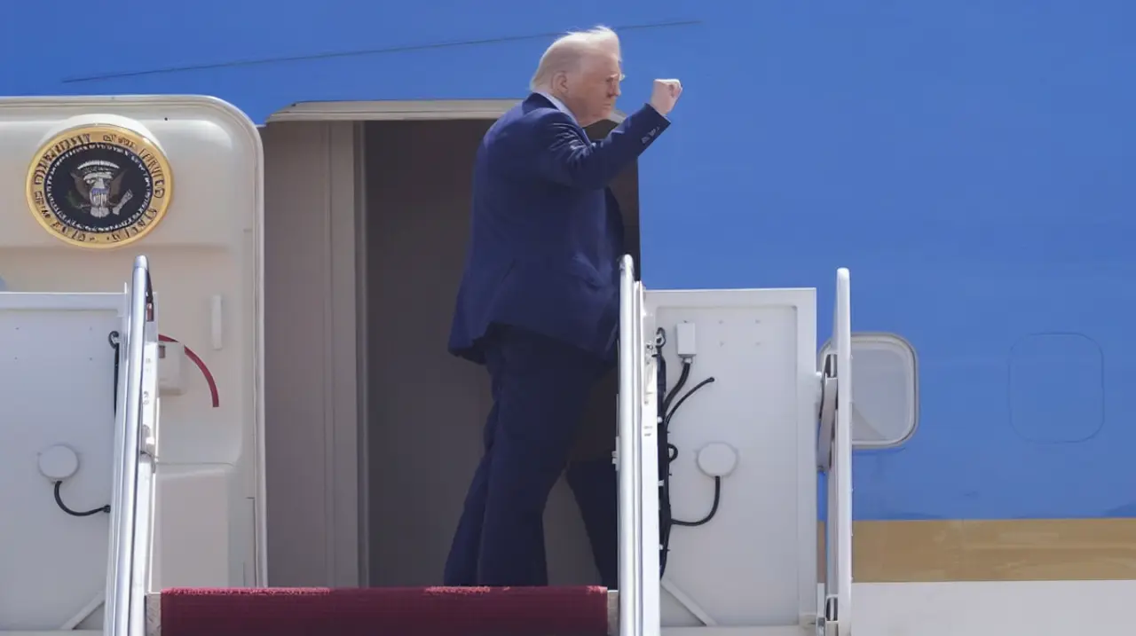 Trump dice que frenará nuevos ataques contra Irán tras acercarse un acuerdo