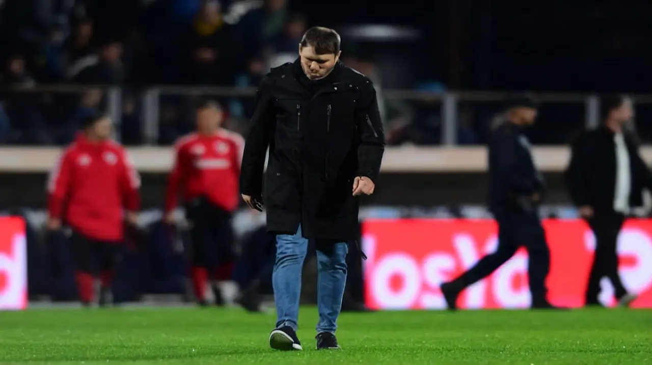 River igualó su peor racha histórica de derrotas y quedó al borde de un récord negativo