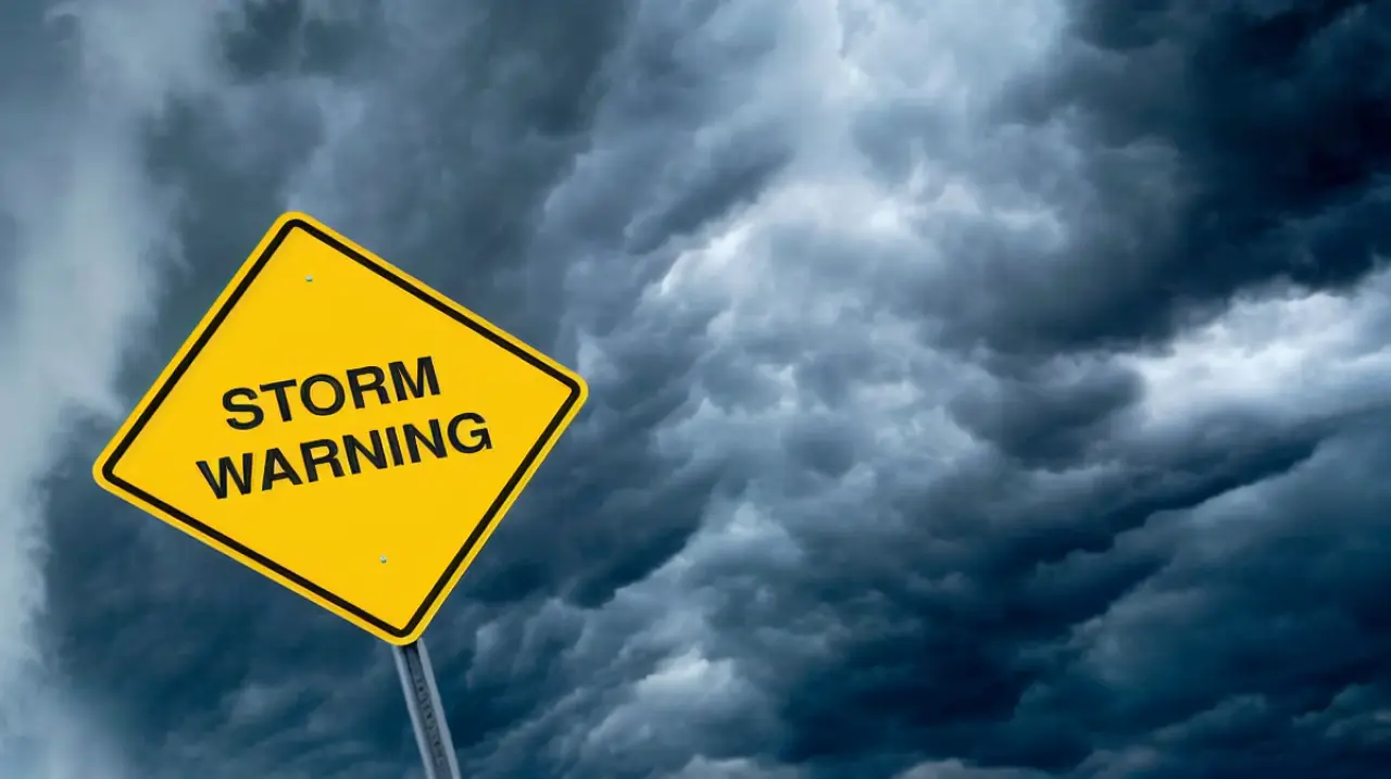 Tormentas y riesgo de inundaciones ponen bajo alerta al este y al suroeste de Estados Unidos
