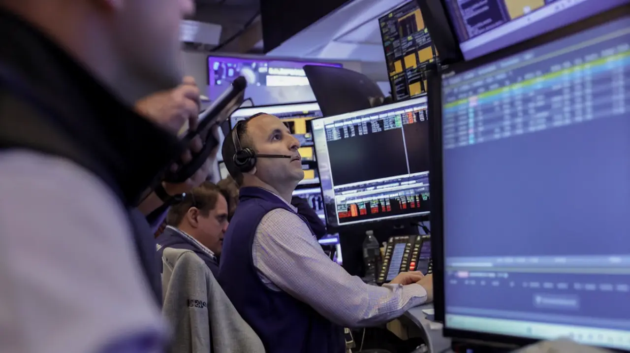 Suben los bonos argentinos y cae el riesgo país tras el rebote de Wall Street