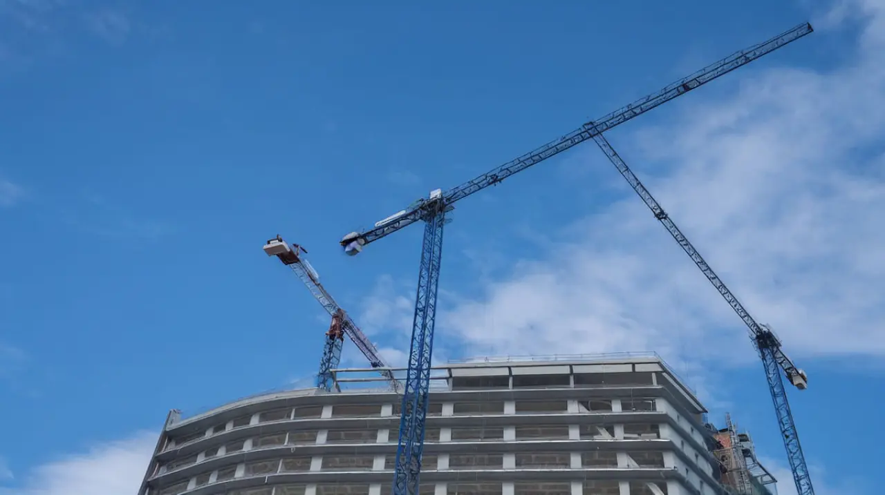 IEB Construcciones sale al mercado con un bono por hasta US$20 millones para financiar obras
