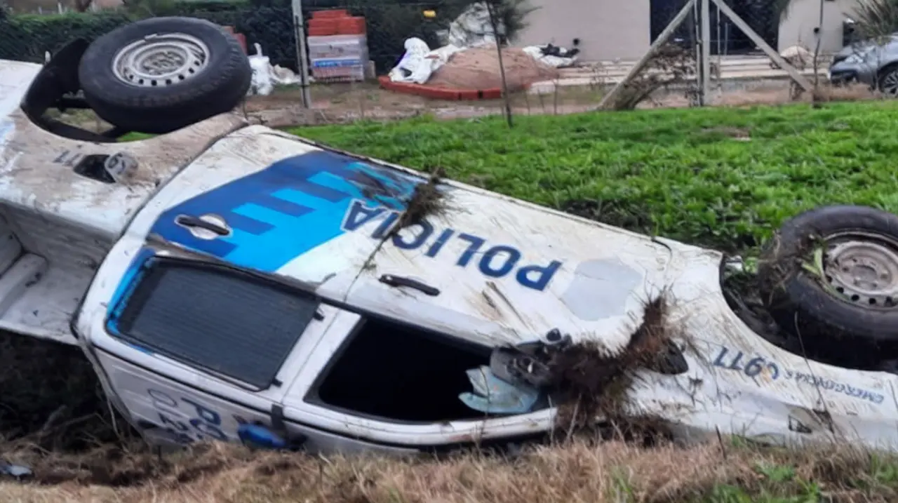 Dos persecuciones policiales dejaron heridos y detenidos en La Plata y Palermo