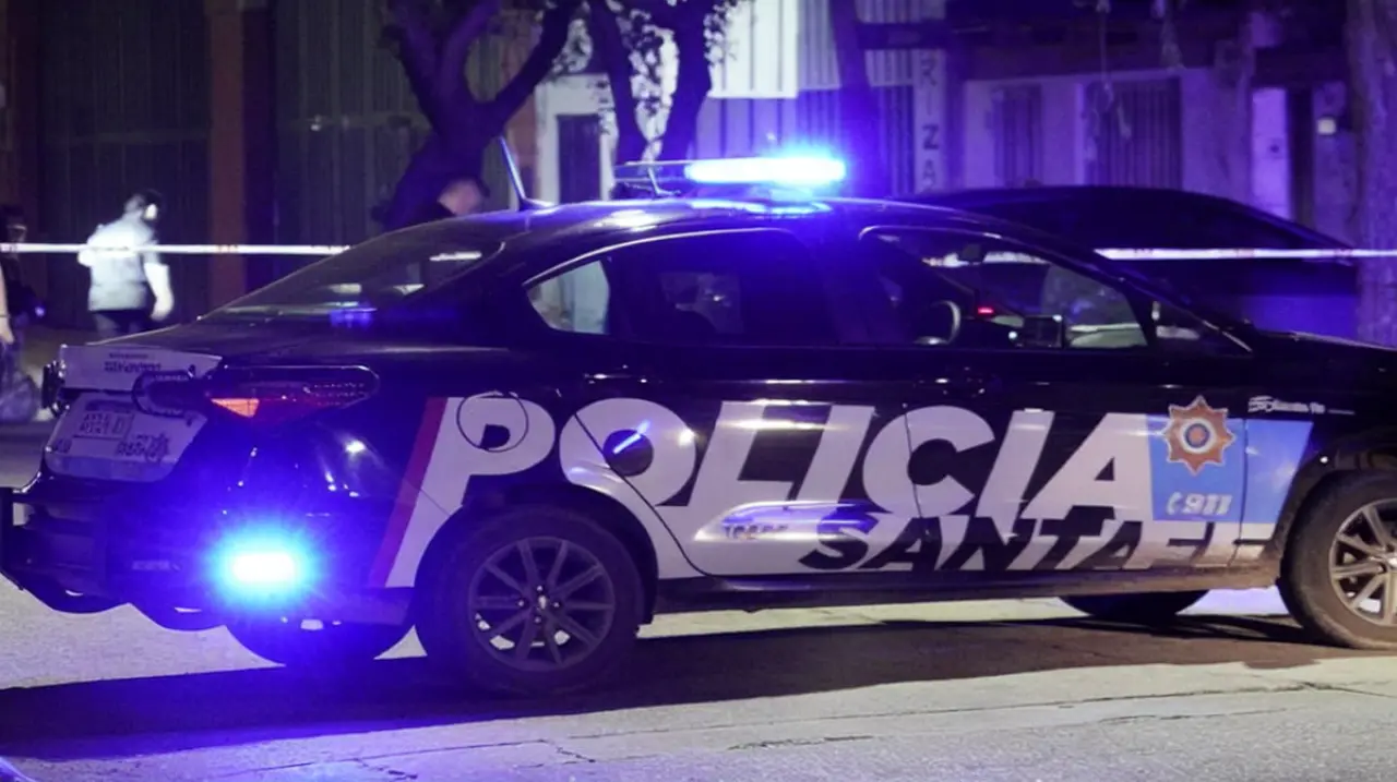 Investigan un femicidio en Rosario y detienen a la pareja de la víctima