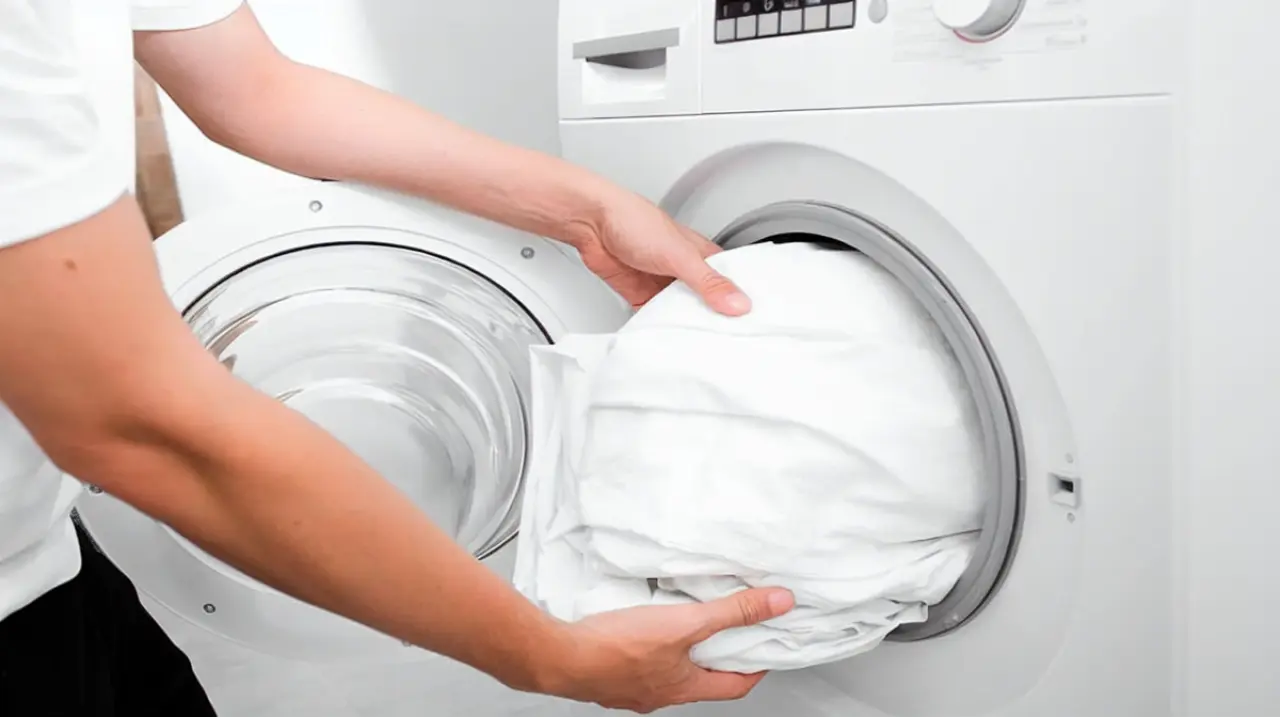 Percarbonato de sodio: el aliado casero para devolverle luminosidad a la ropa blanca