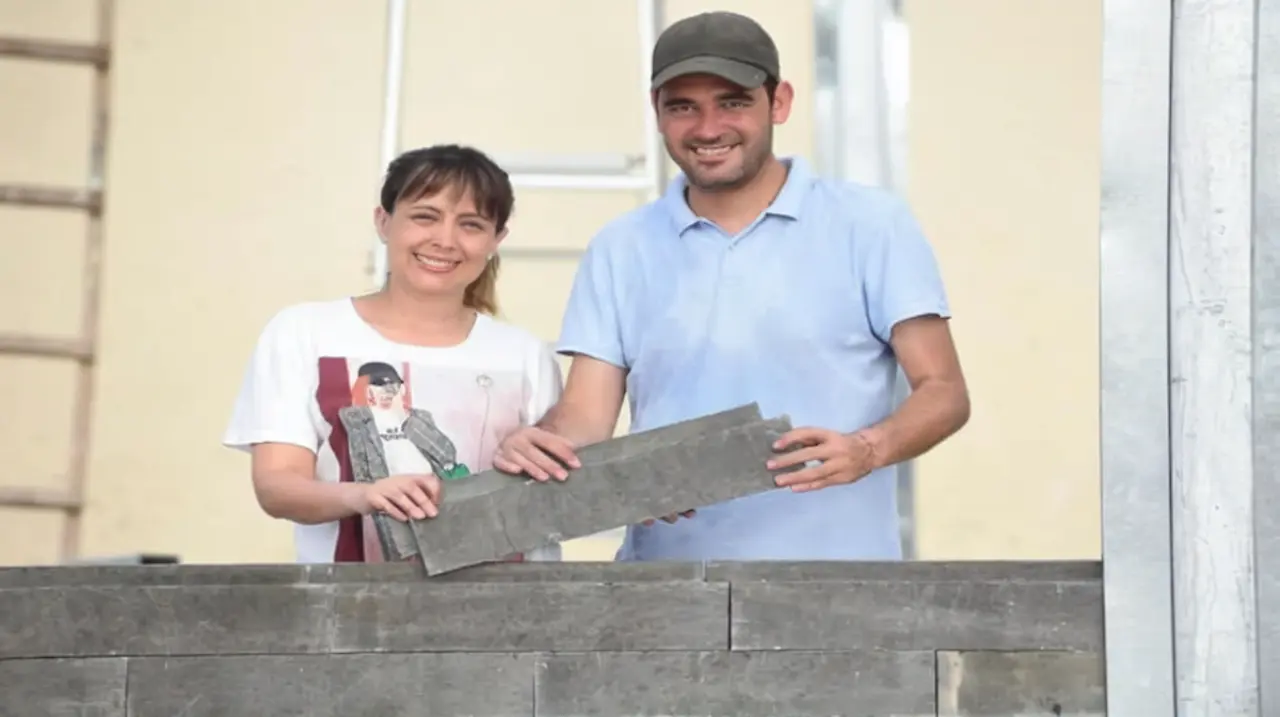 Casas en cinco días con ladrillos de plástico reciclado