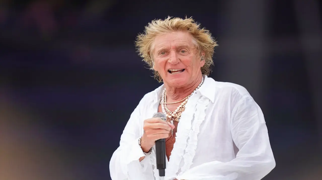 Rod Stewart se sometió a un procedimiento cardíaco y pausará su actividad por indicación médica