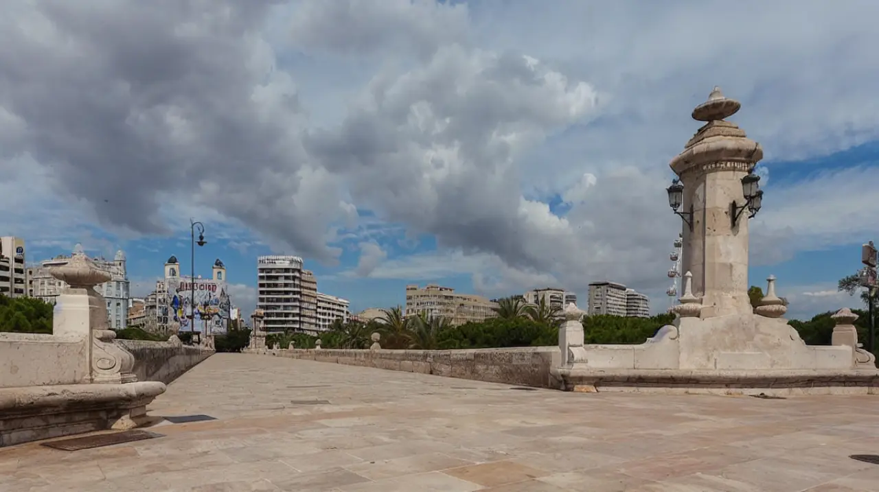 Valencia tendrá calor intenso, baja probabilidad de lluvia y radiación UV alta este 13 de agosto
