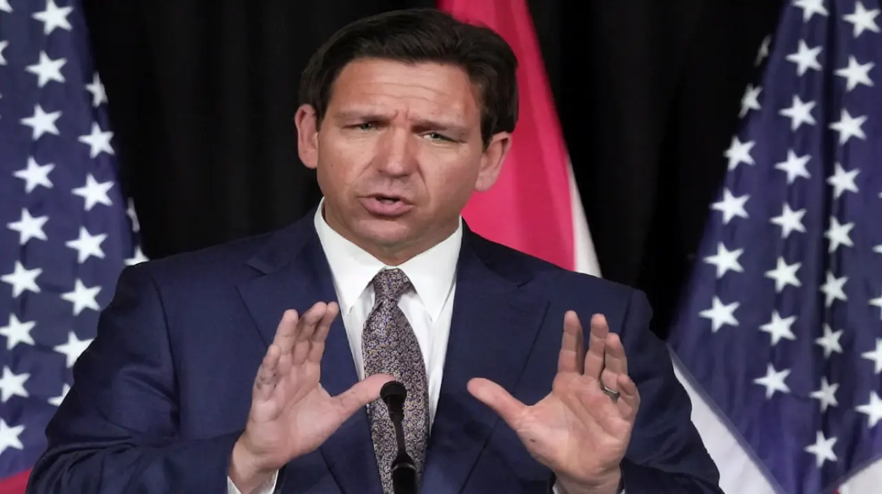Florida le exige a DeSantis explicar el uso de más de US$500 millones para políticas migratorias