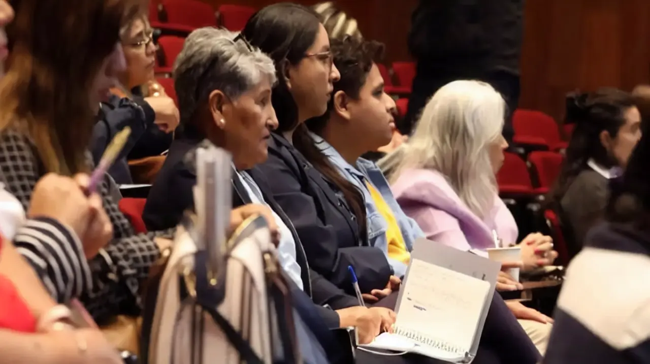 CDMX impulsa el reconocimiento del Trabajo Social en el sector salud