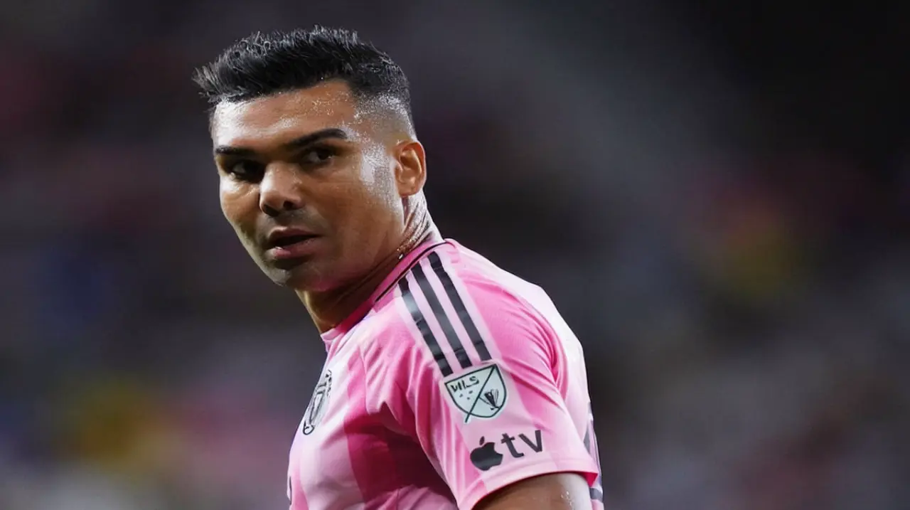 Casemiro elogió a Messi por jugar en un momento personal difícil