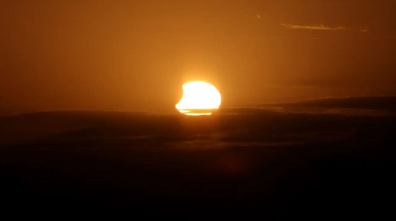 Eclipse parcial de Luna en agosto: cuándo se verá desde Argentina y qué esperar