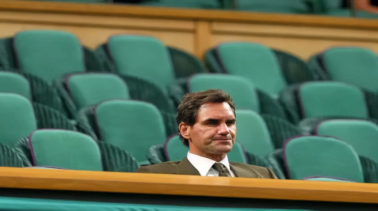 Roger Federer perdió 52 millones de dólares en un día y volvió a quedar debajo de los 1.000 millones