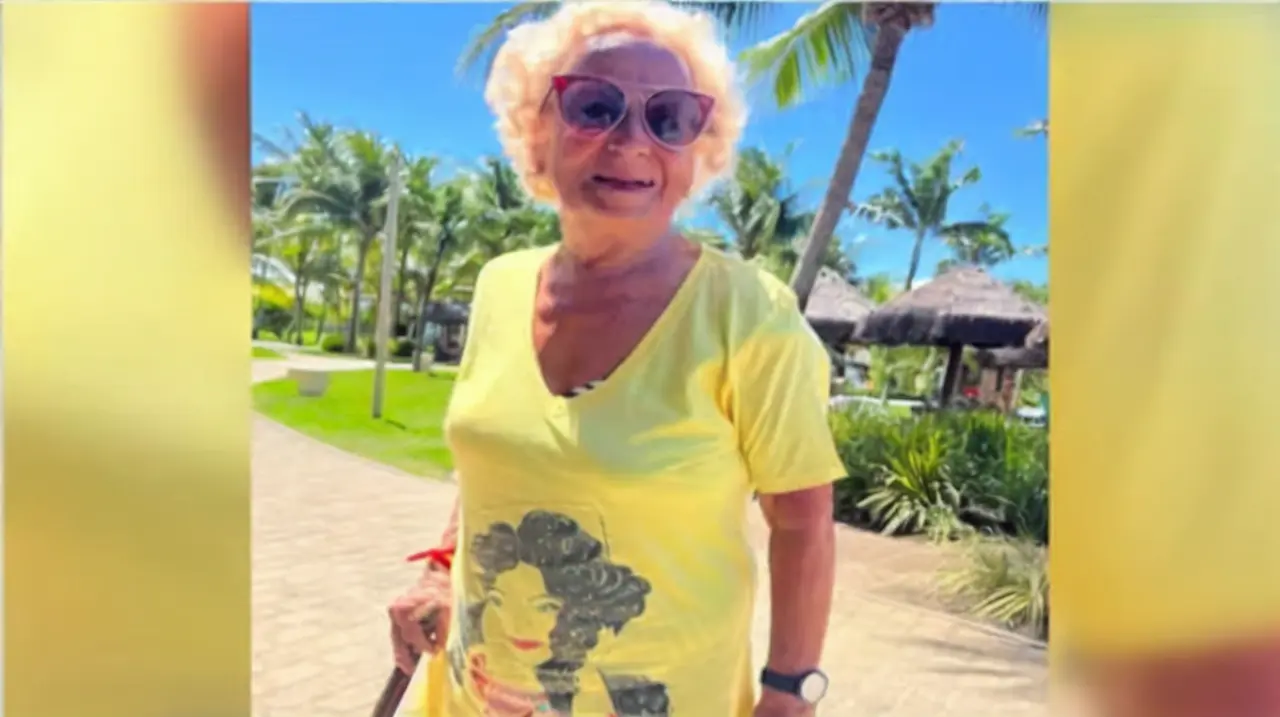 Marta Beatriz Echaul, con 100 años, sigue al volante, trabaja todos los días y asegura que su clave es vivir con intensidad