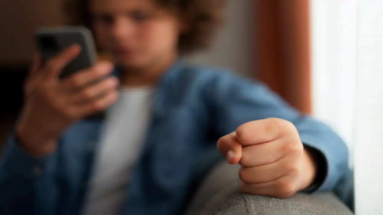Impulsan en la Provincia una red pública para tratar ansiedad digital y trastornos alimentarios