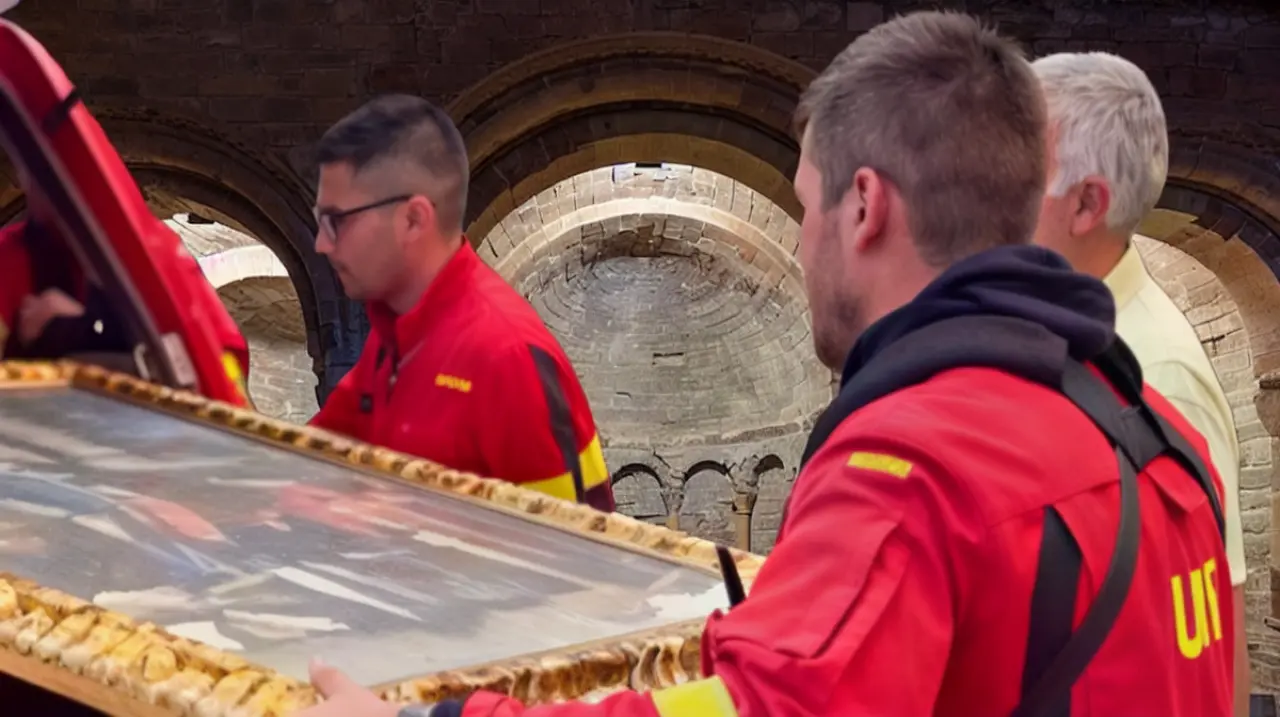 Un bombero critica la evacuación del patrimonio de San Juan de la Peña mientras el incendio sigue avanzando en Huesca