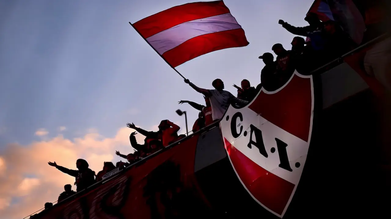 Independiente, atrapado entre una gloria remota y una crisis que ya suma 61 torneos sin festejos