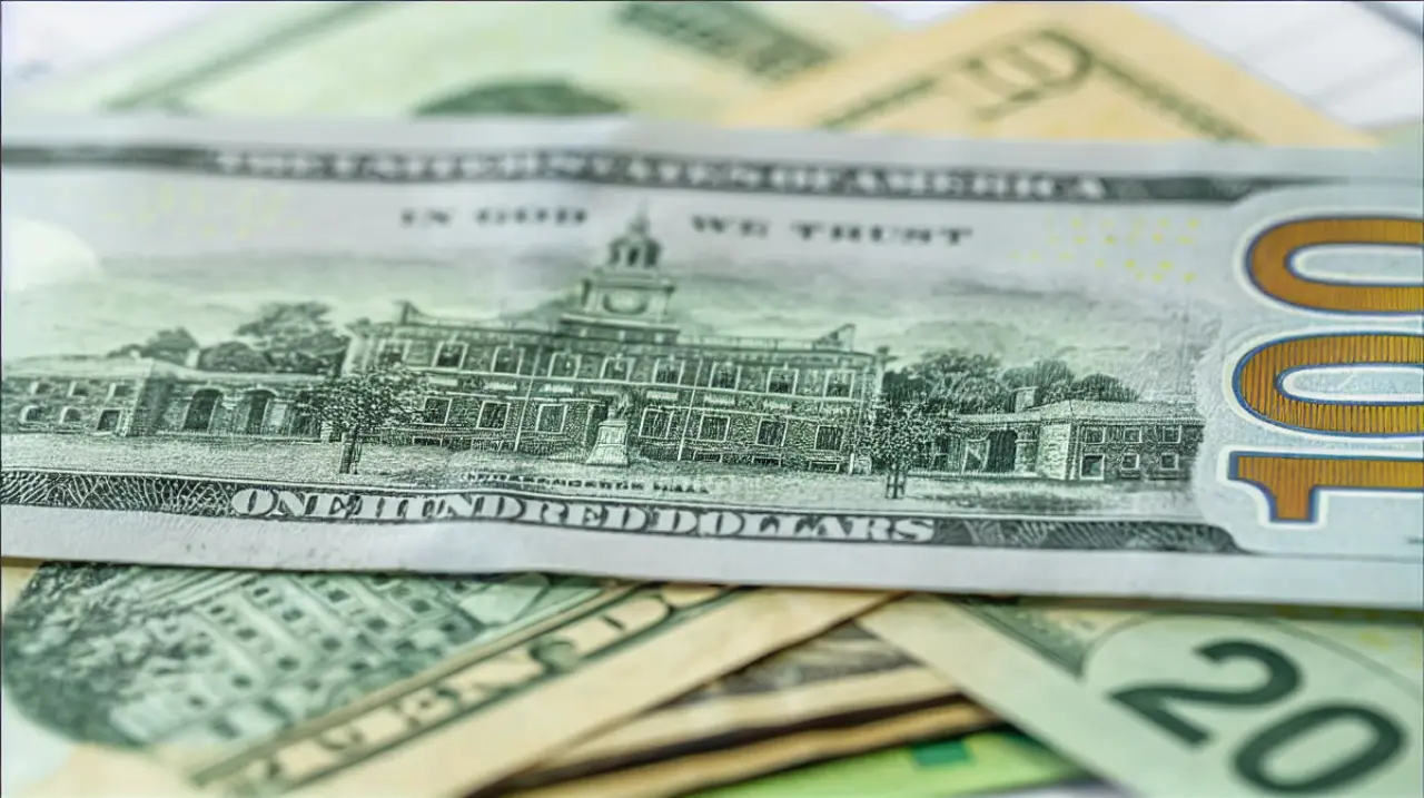 Con la inflación de julio, el techo de la banda cambiaria se acercará a $1920 en septiembre