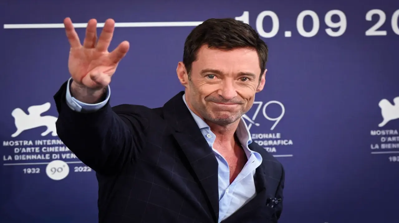 Hugh Jackman mostró una rutina exigente de fuerza, equilibrio y coordinación a los 57 años