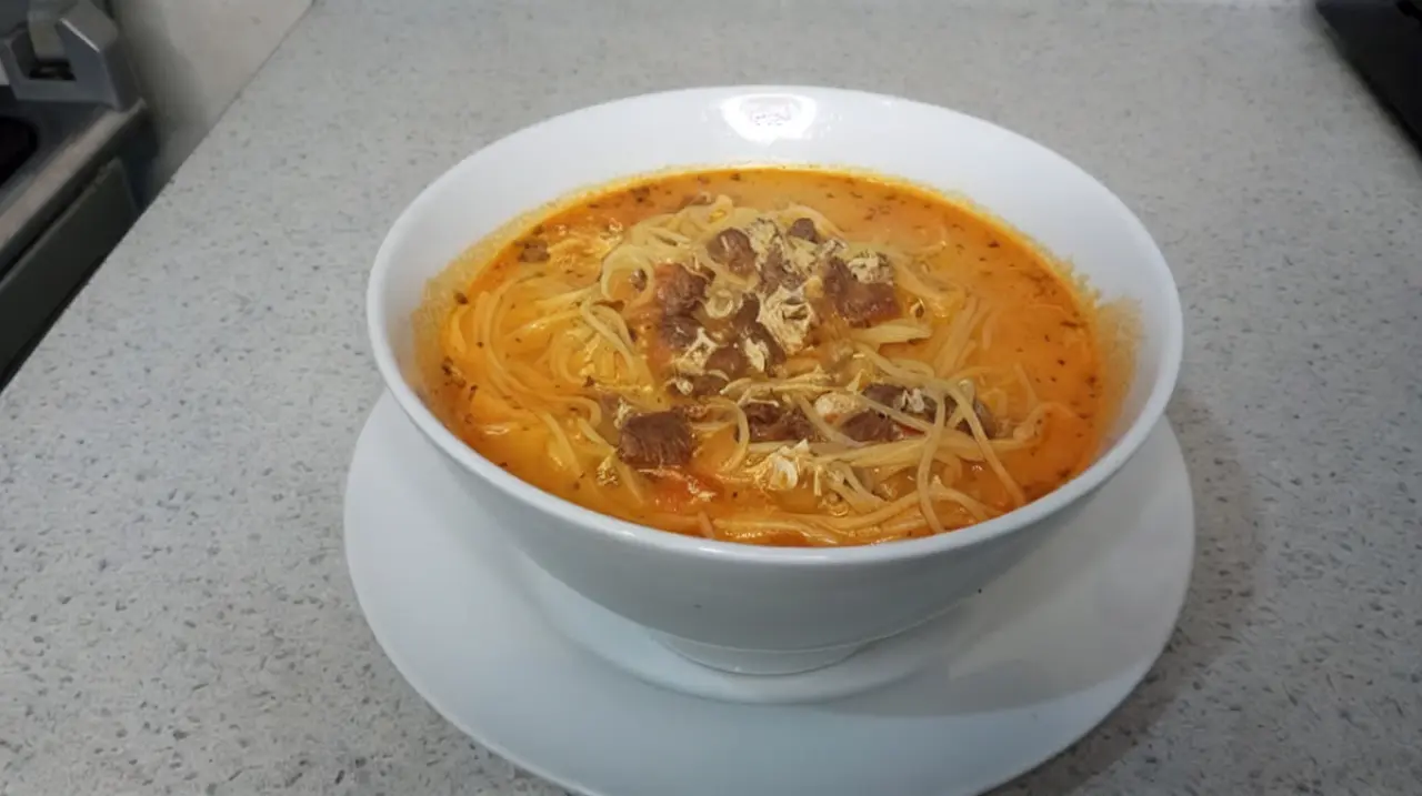 Sopa a la minuta: receta rápida y reconfortante para 4 porciones