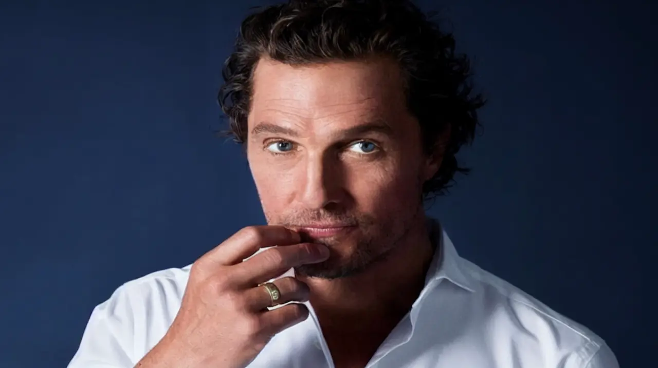 El debut televisivo casi anónimo de Matthew McConaughey que terminó ayudando a resolver un crimen
